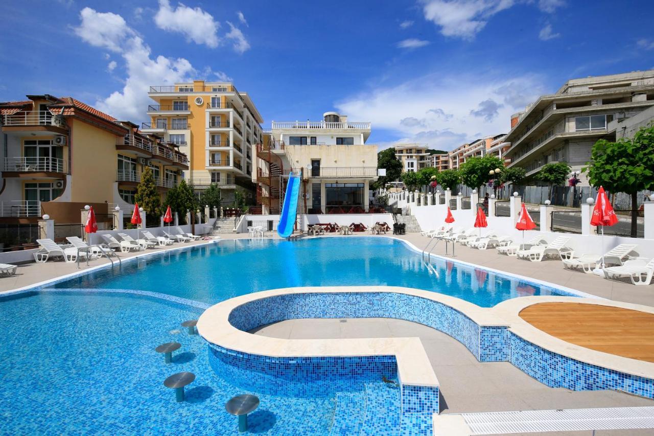 Hotel Corona Sveti Vlas Exterior foto