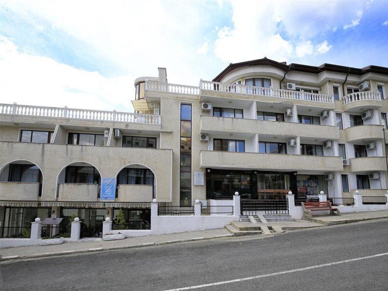 Hotel Corona Sveti Vlas Exterior foto