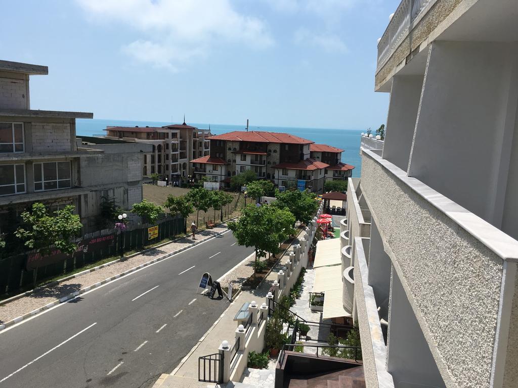 Hotel Corona Sveti Vlas Exterior foto
