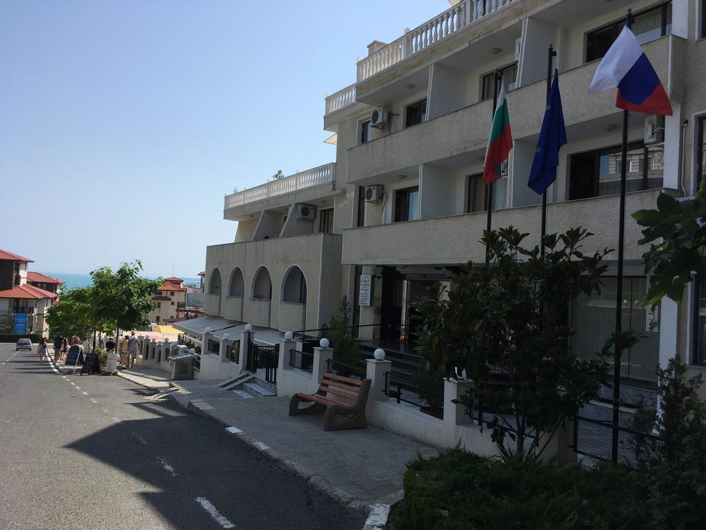 Hotel Corona Sveti Vlas Exterior foto